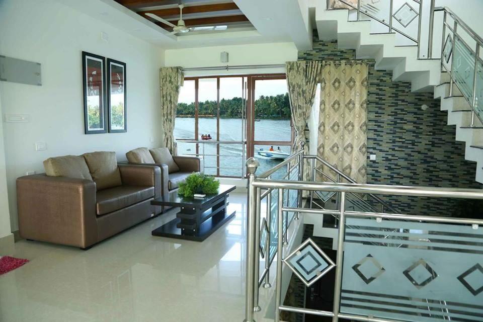 Captains Cabin Backwater Resort Alappuzha Exterior foto