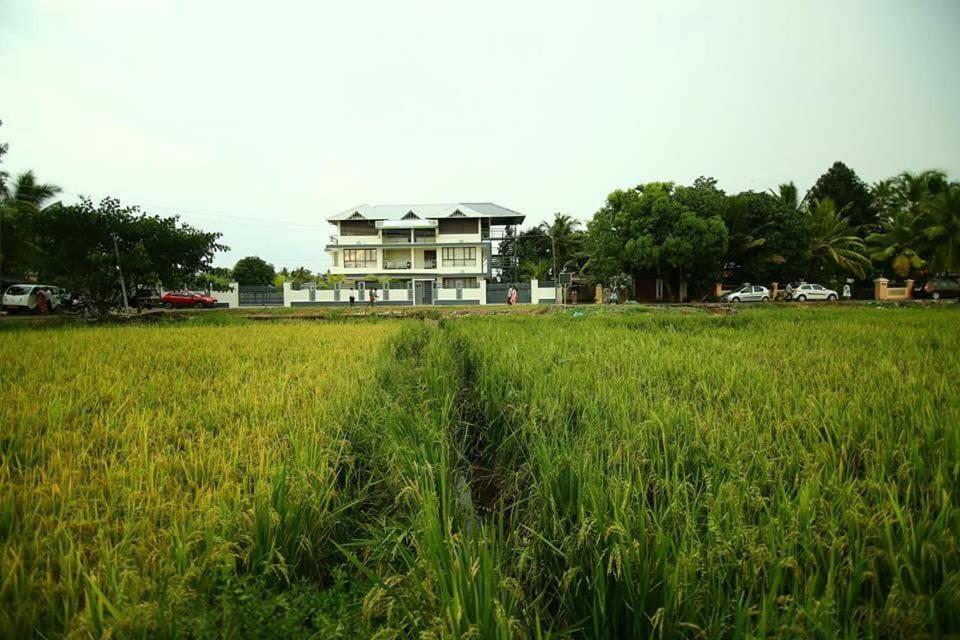 Captains Cabin Backwater Resort Alappuzha Exterior foto